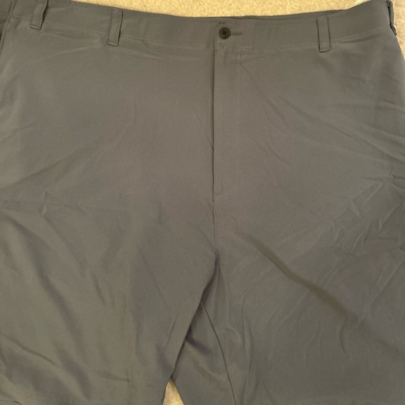 Ben Hogan Flat Front Light Gray Golf Shorts size 50 - Picture 2 of 5